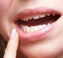 Než při léčbě stomatitidy v ústech?