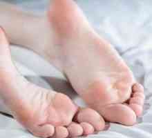 Studené ruce a nohy: Za normálních podmínek, při teplotě, z důvodu nemoci