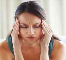 Proč bolí hlava před menstruací?