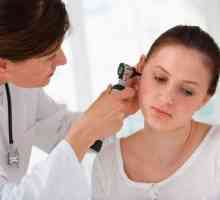 Svědění a odlupování v uších dermatitida symptom
