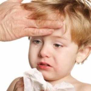 Typickými příznaky meningitidy u dětí