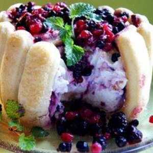 Berry dezert - lehký a jemný pochoutka