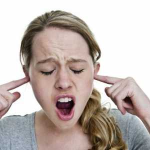 Jak se mohu zbavit zvonění a hučení v uších