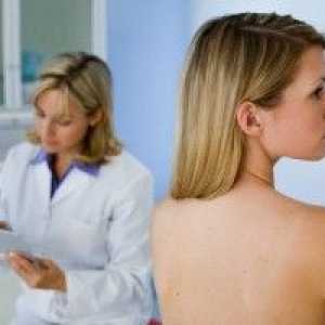 Příčiny zvětšení prsou v kombinaci s bolestí